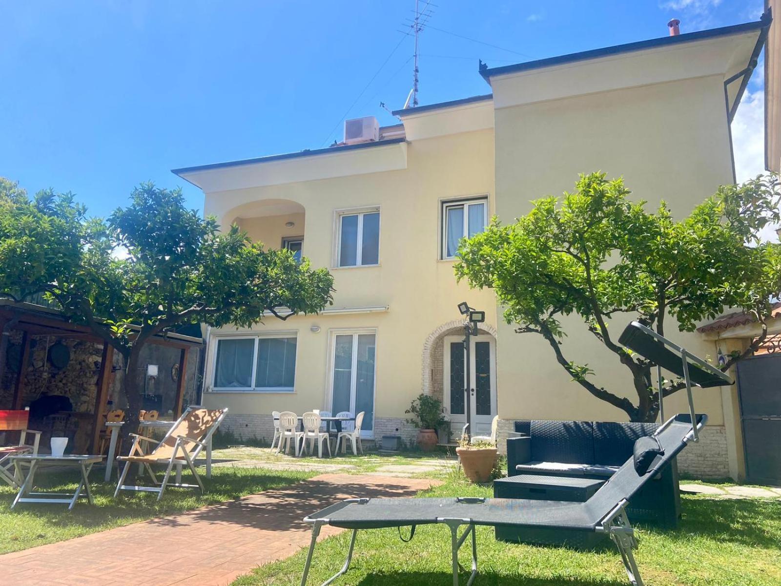Villa Marcellina Loano Esterno foto